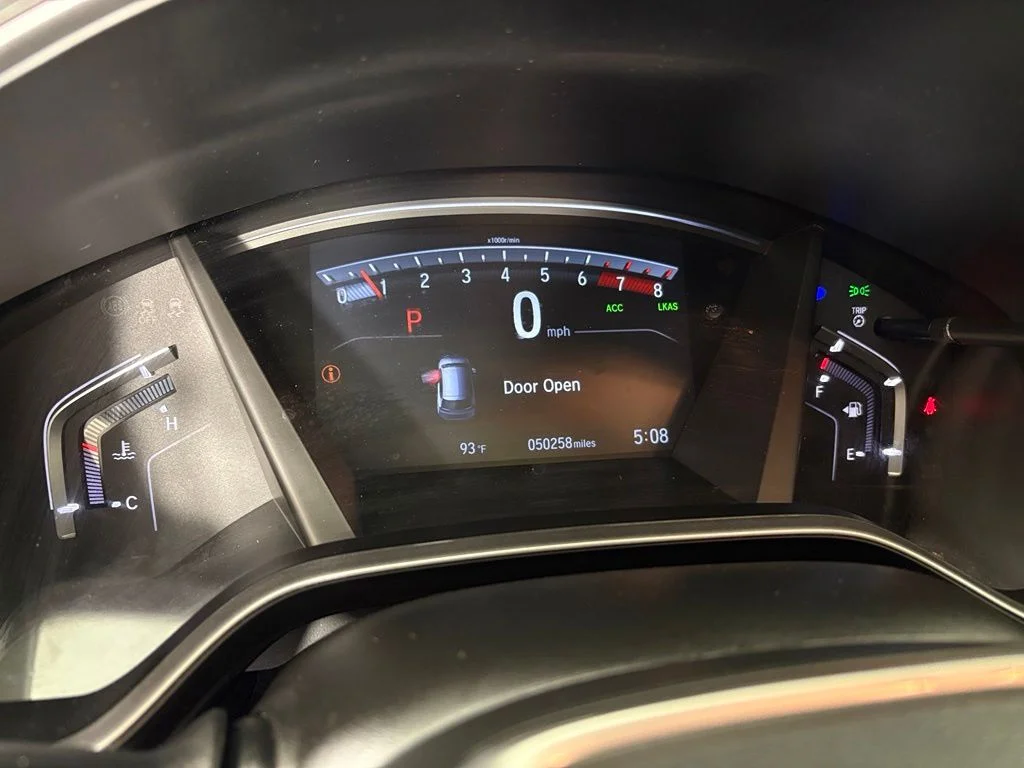Used 2021 White Honda EX-L image 23