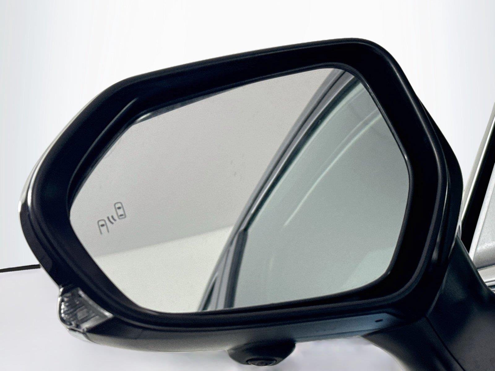 New 2026 Ocean Gem w/Midnight Black Metallic Roof Toyota XSE image 5