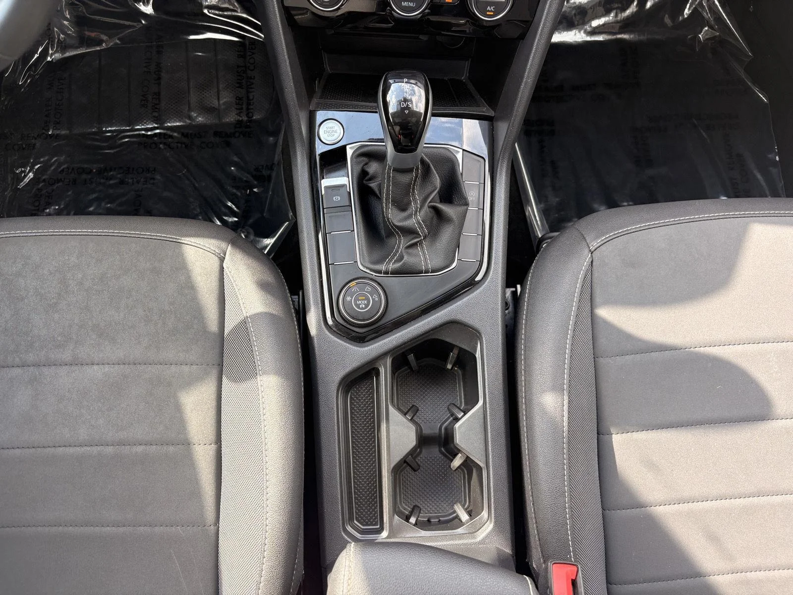Certified Used 2024 GRAY Volkswagen SE image 22
