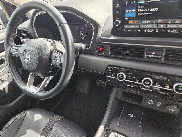 Used 2024 Platinum White Pearl Honda EX-L w/Rear Captain