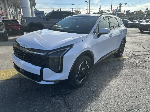 Used 2026 White Kia SX image 18