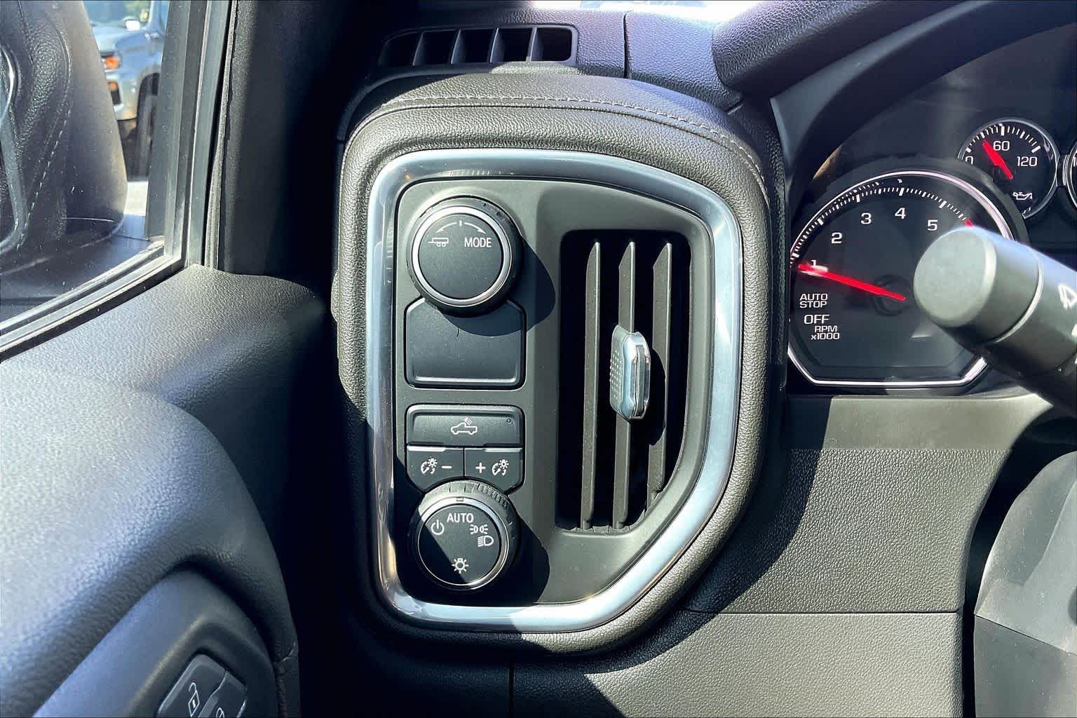 Used 2021 Black Chevrolet LT image 32