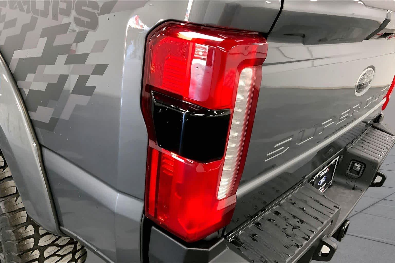 New 2026 Carbonized Gray Metallic Ford F-250® Lariat® image 14