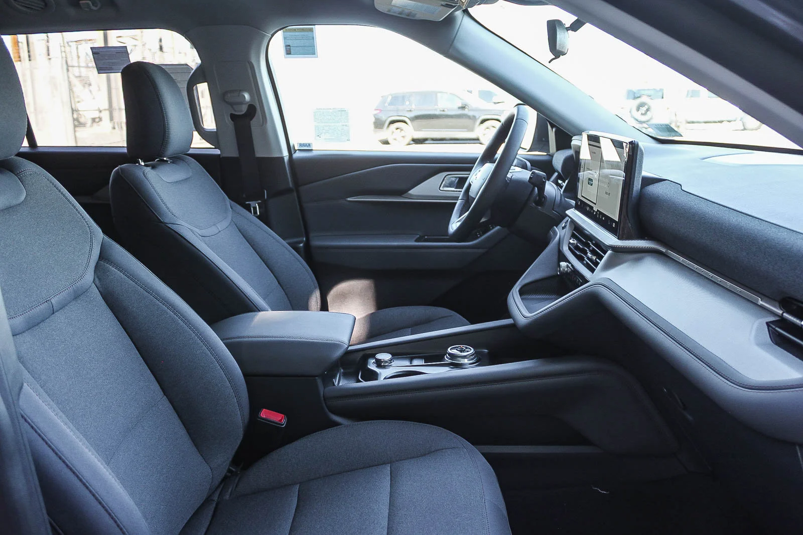 New 2026 Agate Black Metallic Ford Active image 19