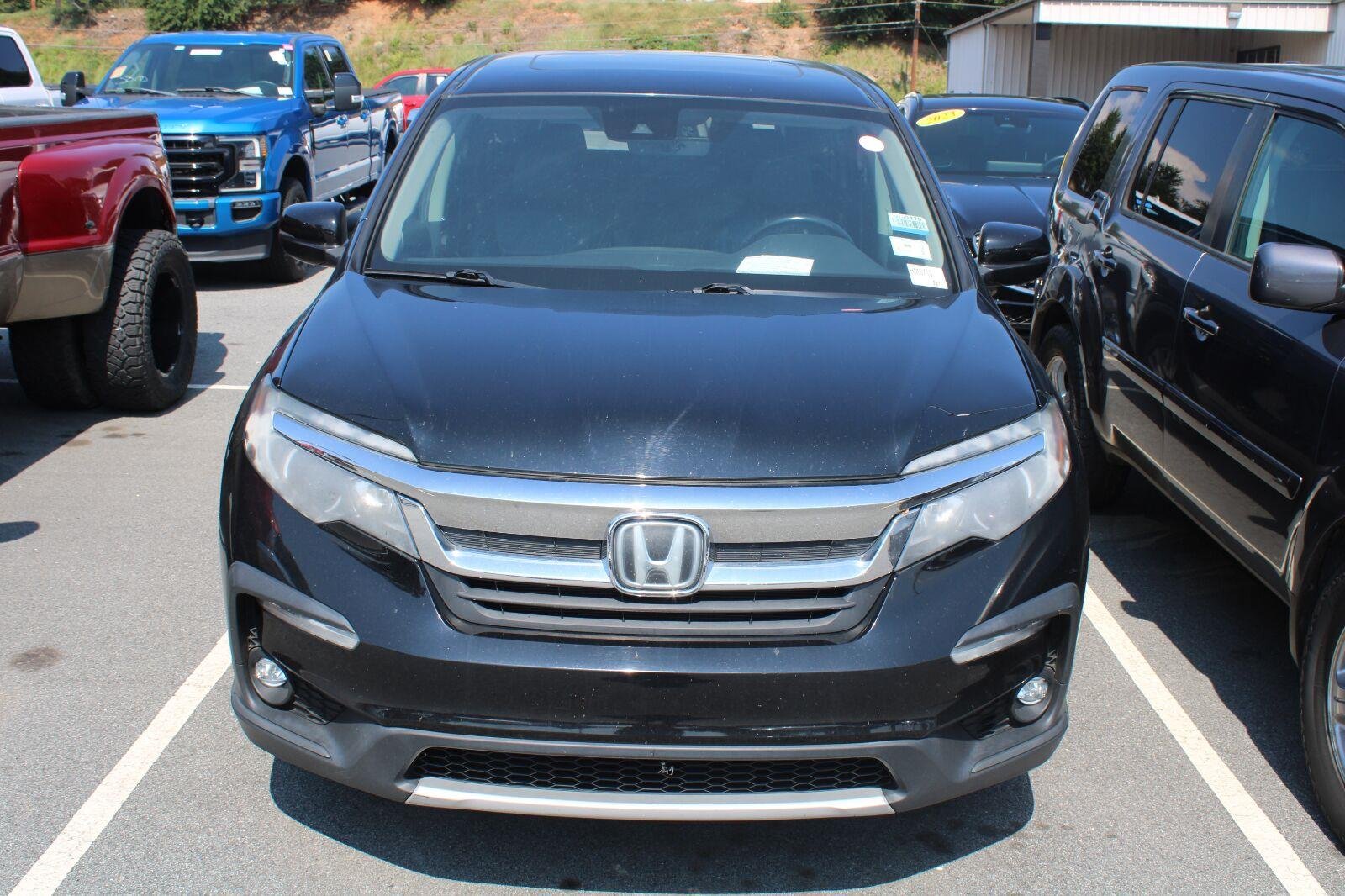 Used 2020 Crystal Black Pearl Honda EX-L image 2