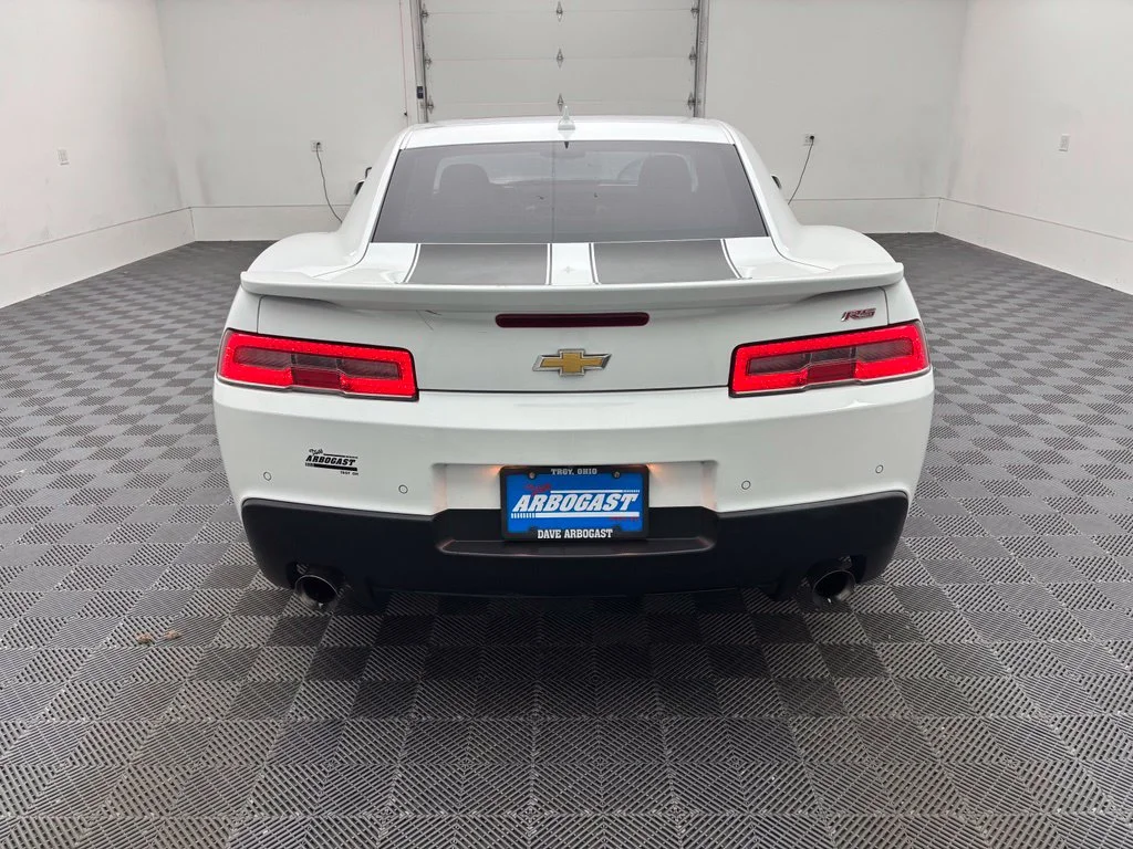 Used 2015 White Chevrolet 2LT image 9