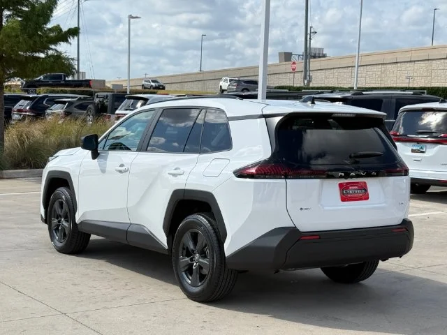 Certified Used 2026 ICE CAP Toyota LE image 5