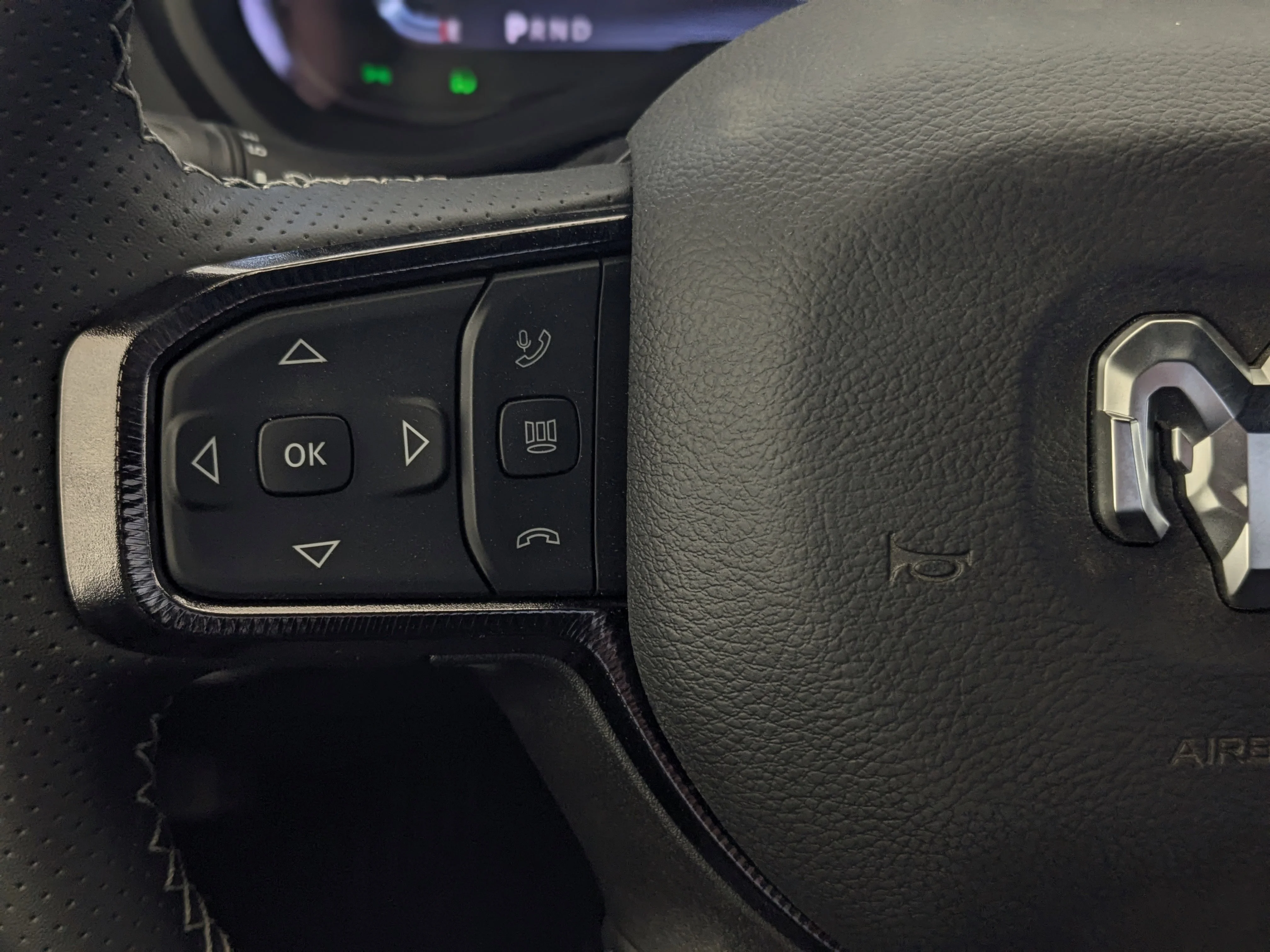 New 2026 Grey RAM Rebel - - Rebel Level 1 Equip Grp - 5th Wheel/Gooseneck Prep - Leather?Faced Bucket Seats - 6.7L Cum image 17