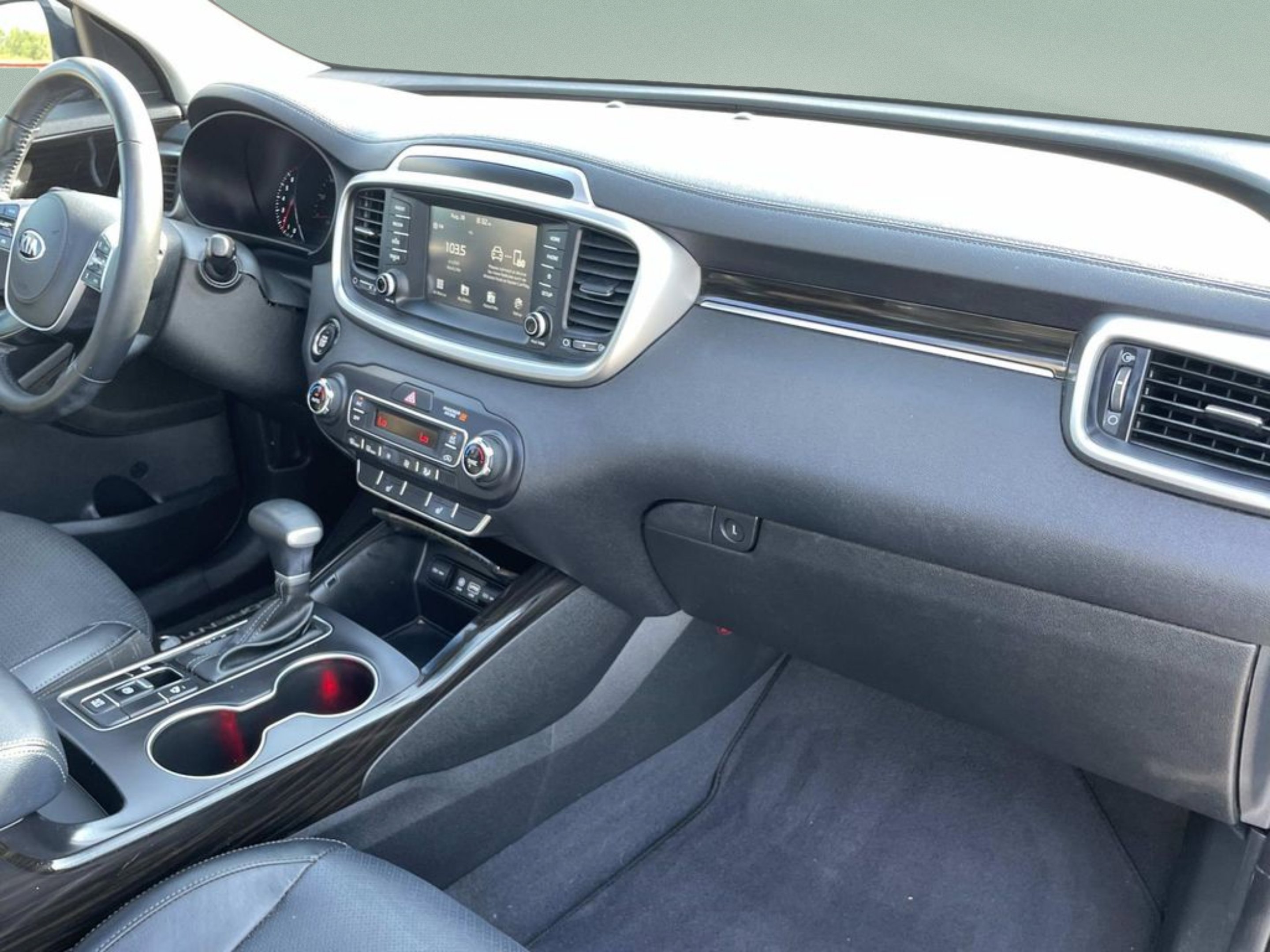 Used 2020 Silver Kia EX image 17