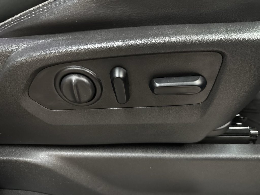 Used 2020 Black Chevrolet High Country image 19