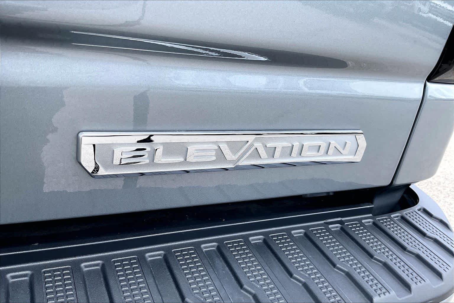 Used 2024 Sterling Metallic GMC Elevation image 10