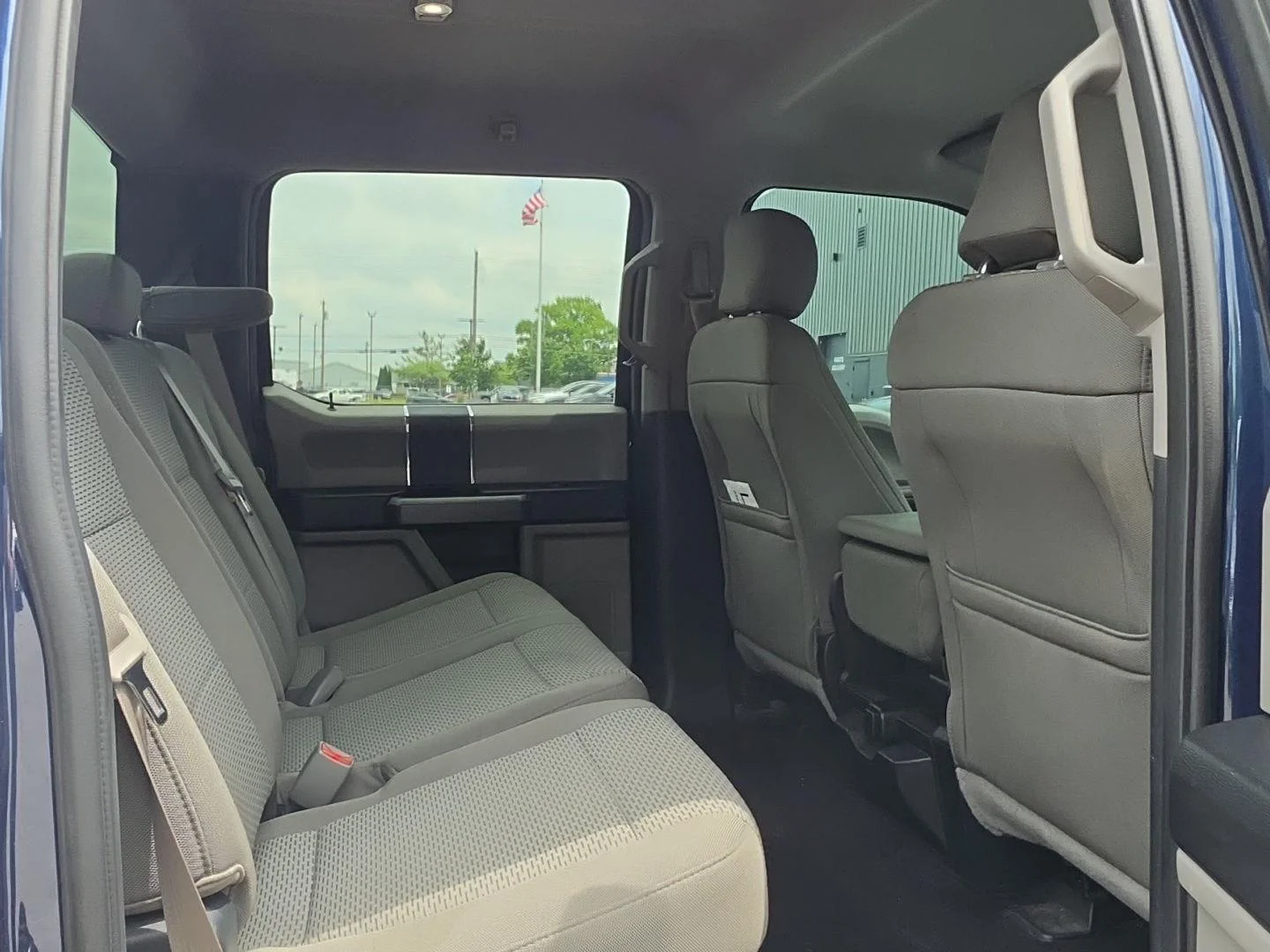 Used 2017 Blue Jeans Ford XLT image 11