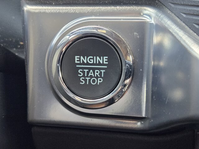 Used 2024 Brown Ford  image 19