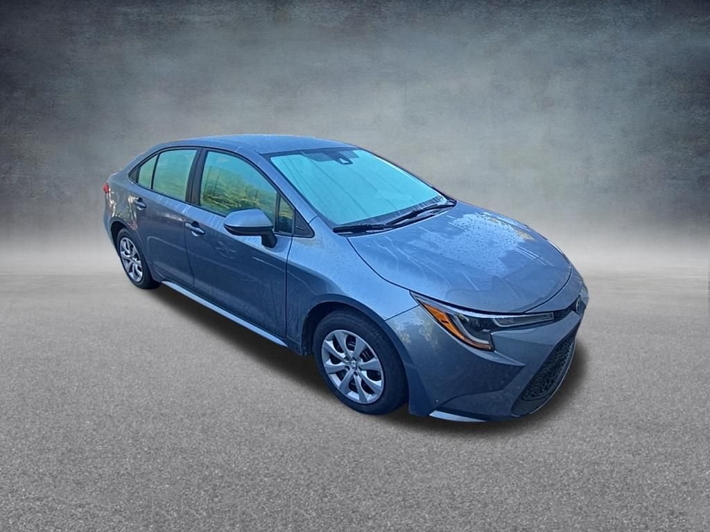 Used 2022 Celestite Toyota LE image 9