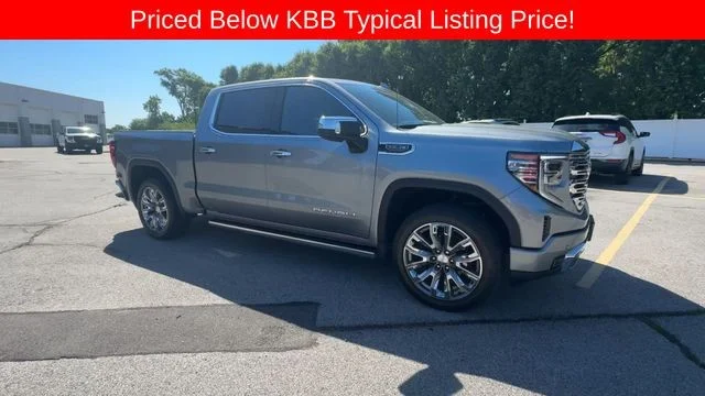 Used 2024 Sterling Metallic GMC 4WD Crew Cab 147" Denali image 2