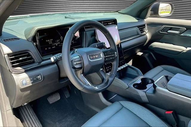 2026 GMC Terrain AT4 - Photo 7