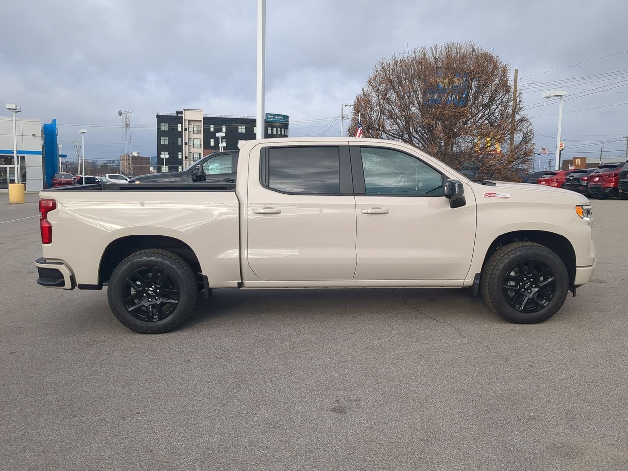 Used 2026 White Sands Chevrolet RST image 9