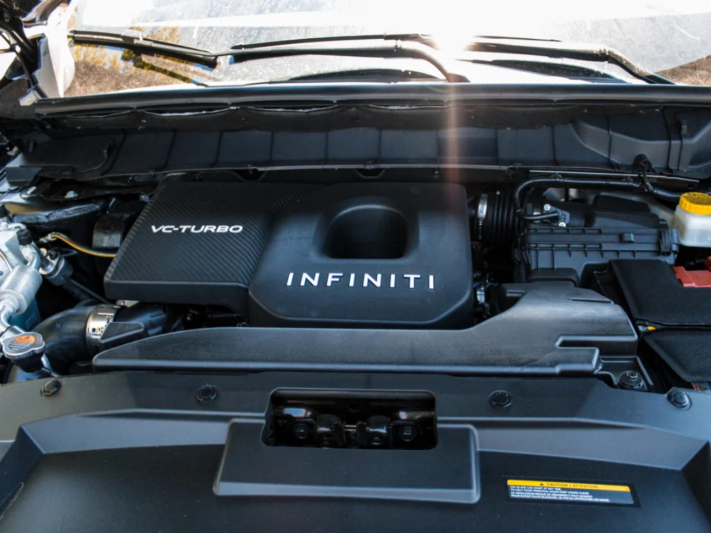 New 2027 GRAPHITE SHADOW INFINITI Luxe AWD image 32