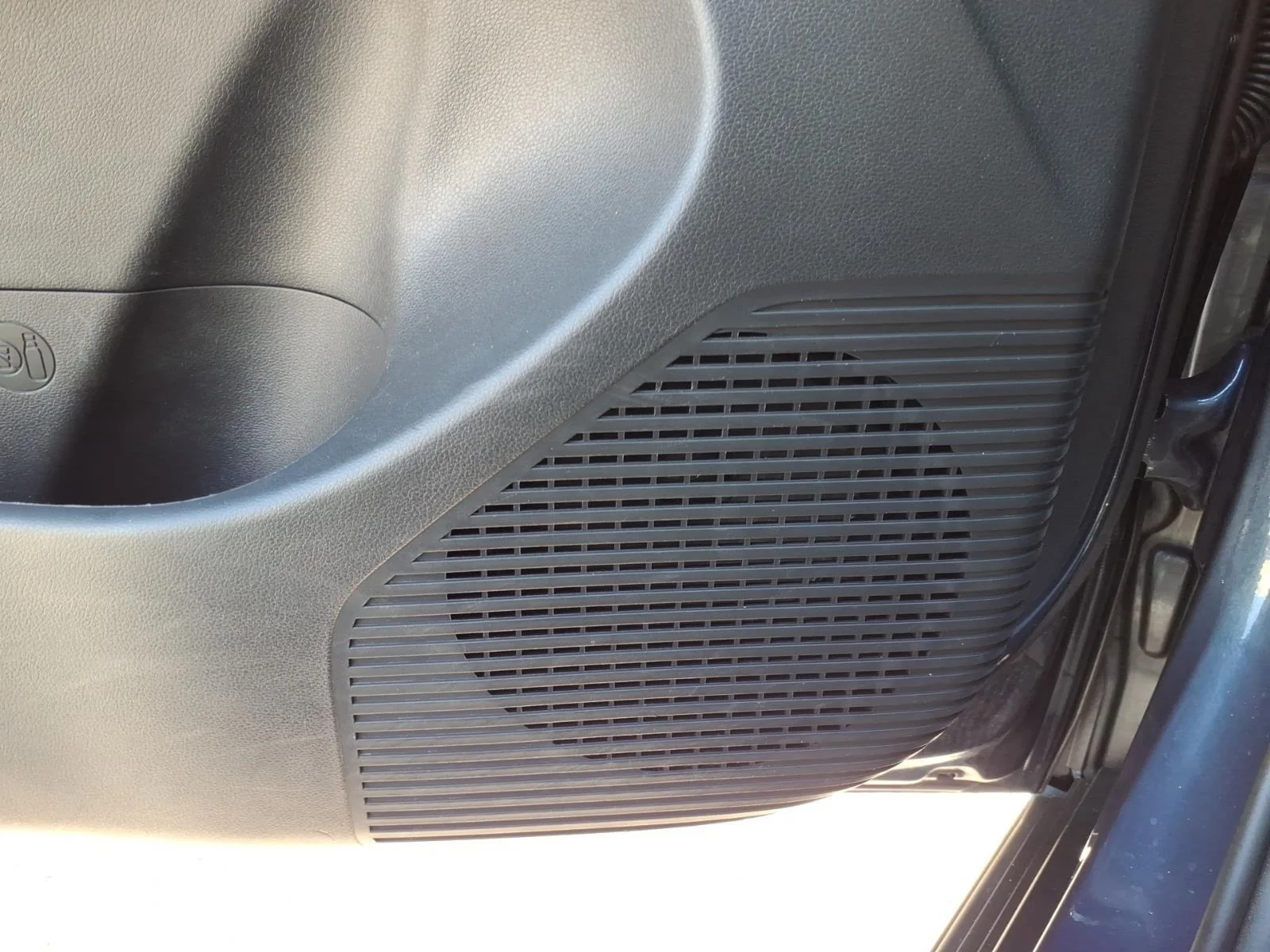 Used 2025 Denim Blue Hyundai SEL image 5