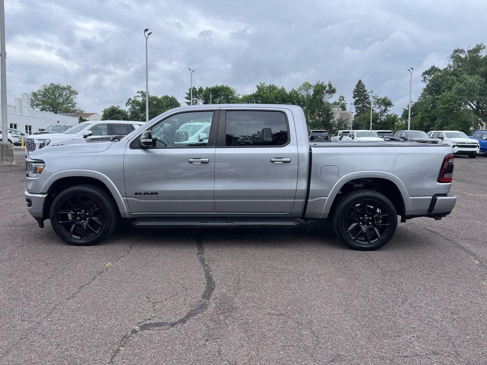 Used 2022 Silver Ram Laramie image 4