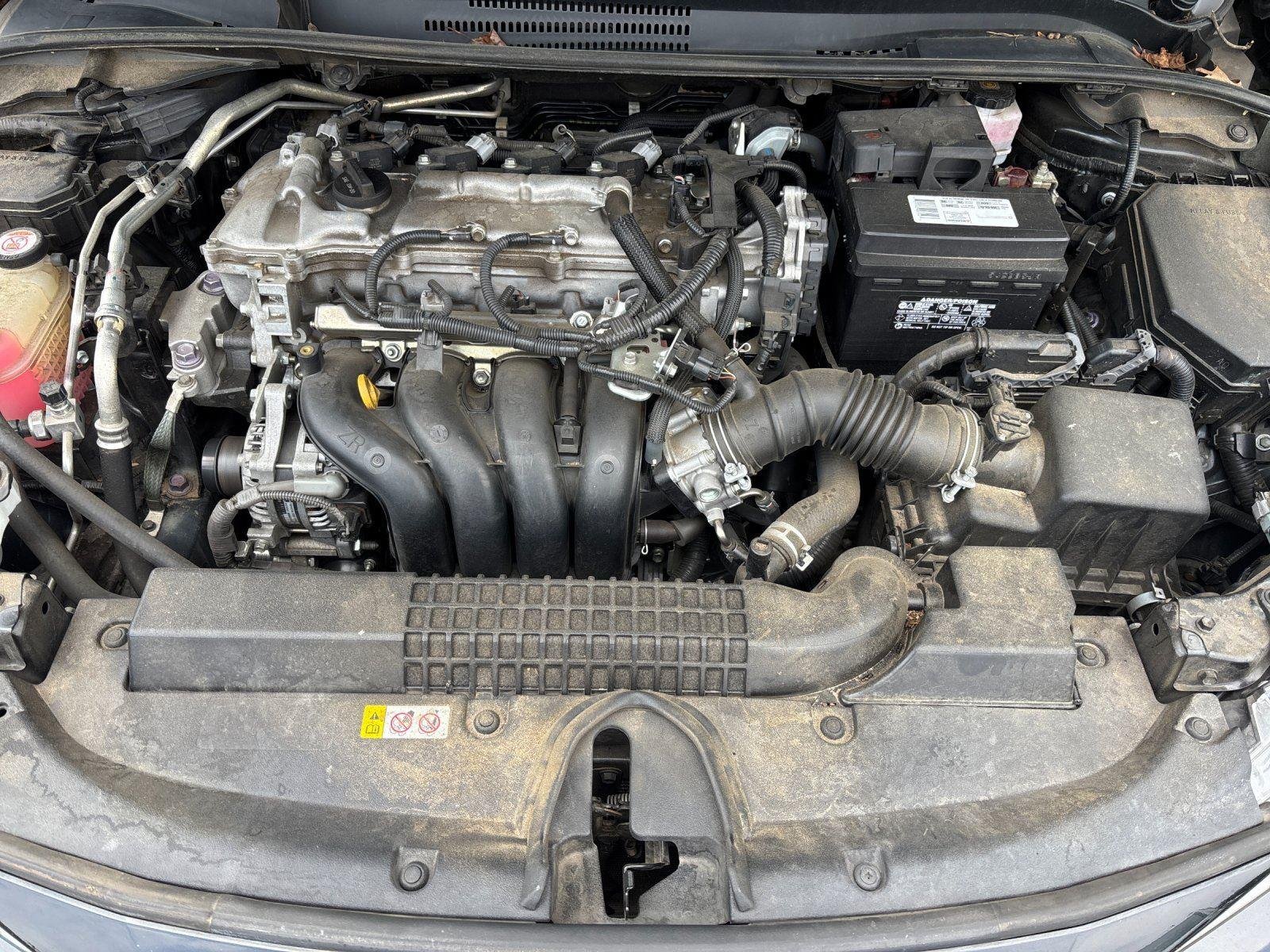 Used 2020 Black Sand Pearl Toyota XLE image 9