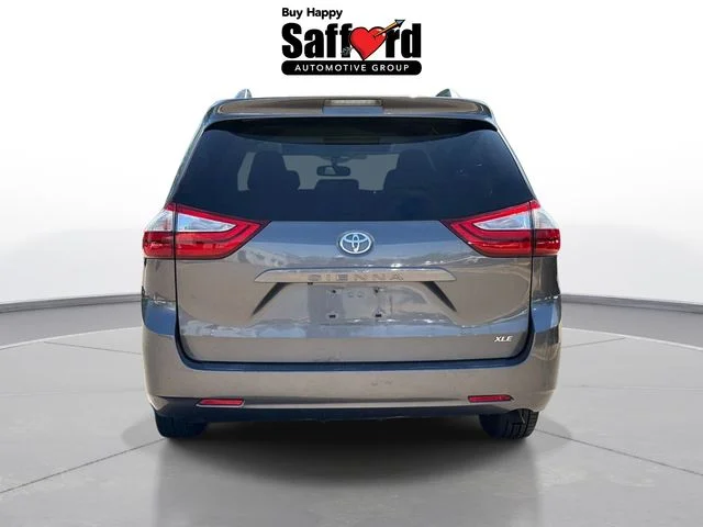 Used 2015 Gray Toyota XLE image 7