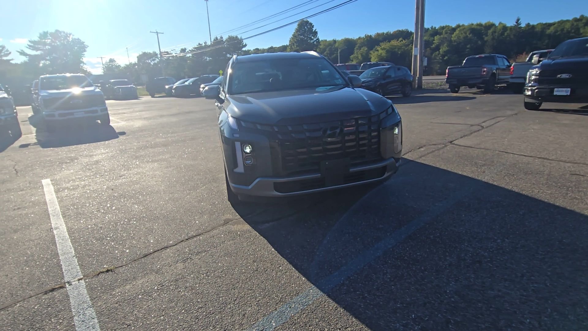 Used 2025 Gray Hyundai SEL image 13