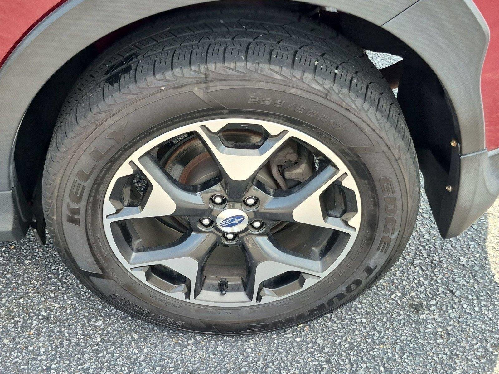 Used 2018 Venetian Red Pearl Subaru Premium image 11