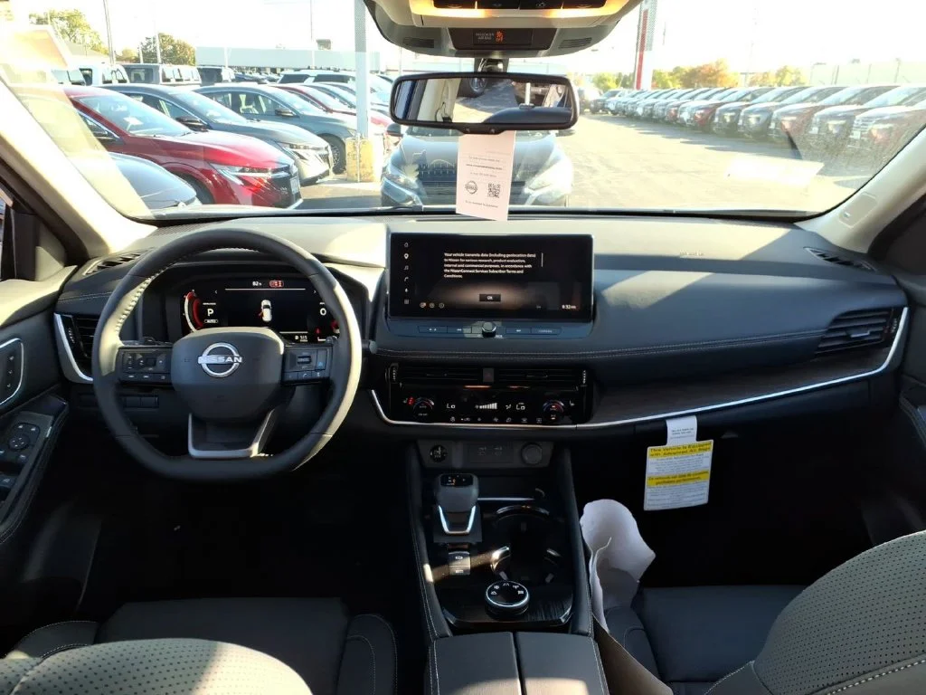 New 2026 Deep Ocean Blue Pearl Nissan Platinum image 8