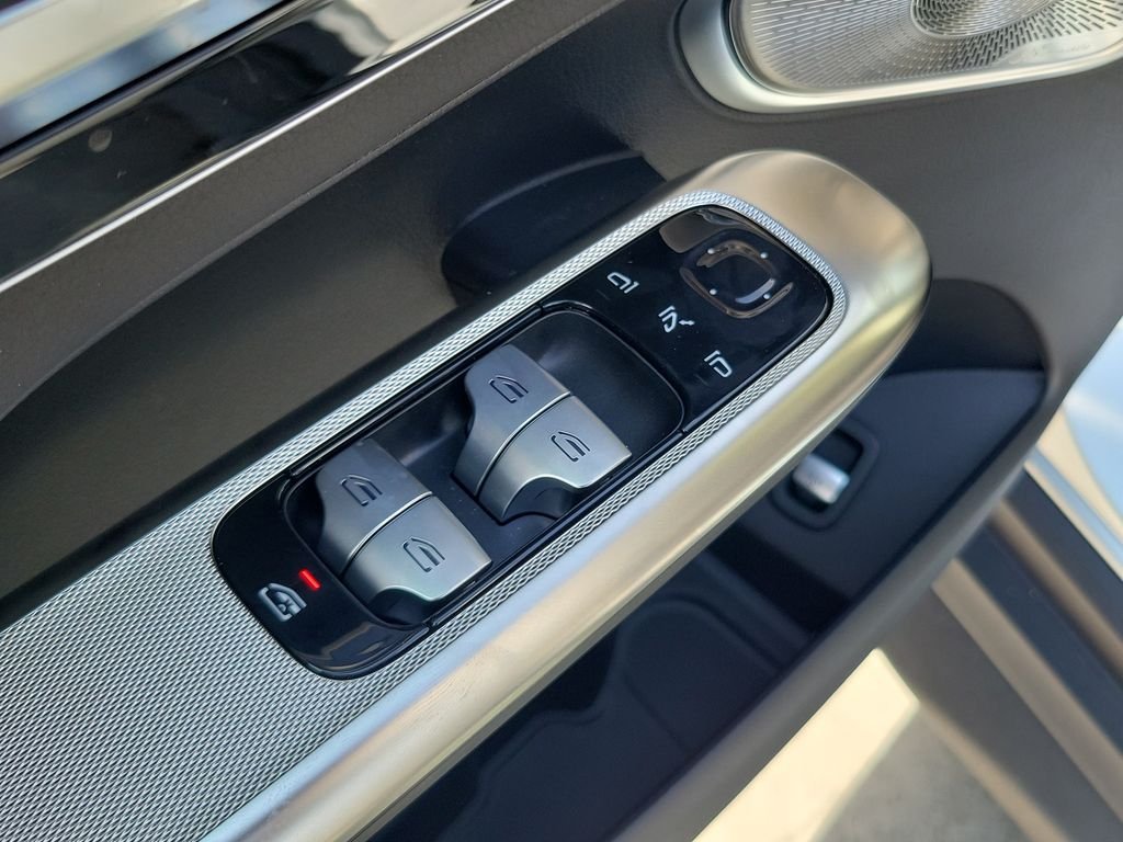 New 2026 Silver Mercedes-Benz GLC 300 Coupe image 21