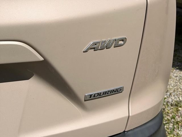 Used 2018  Honda Touring image 15