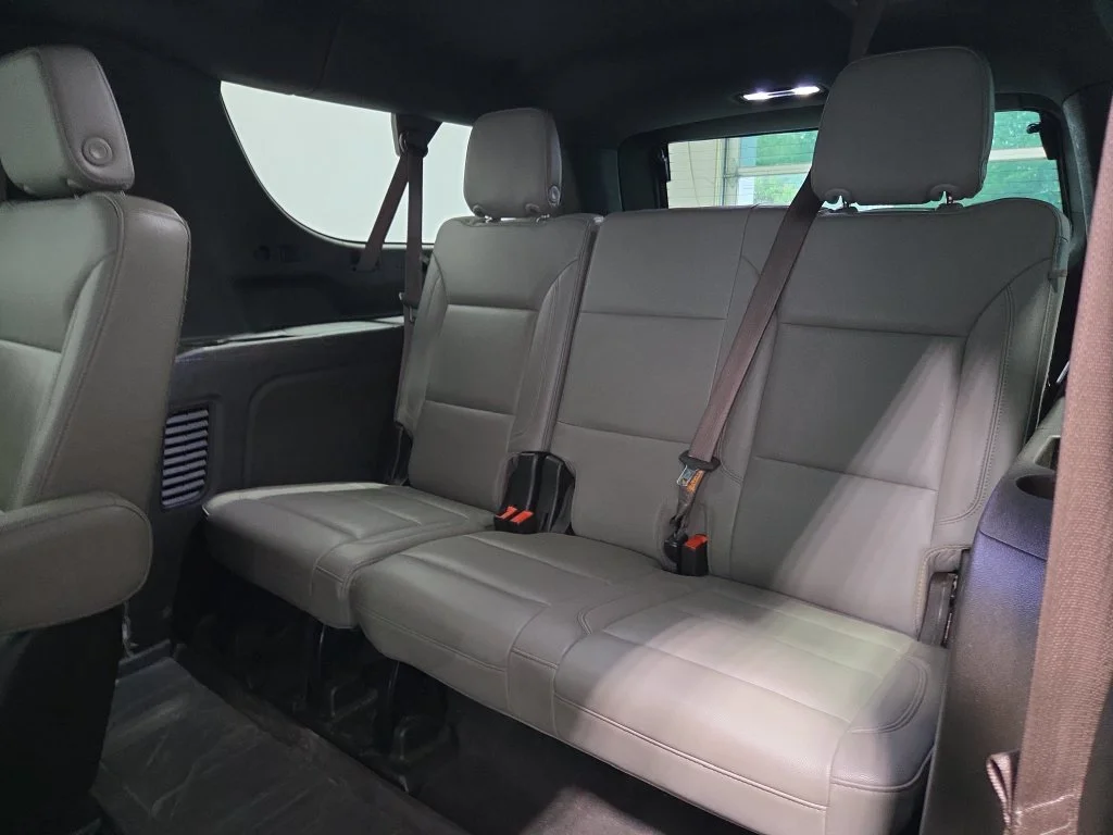 Used 2021 Gray Chevrolet Z71 image 27