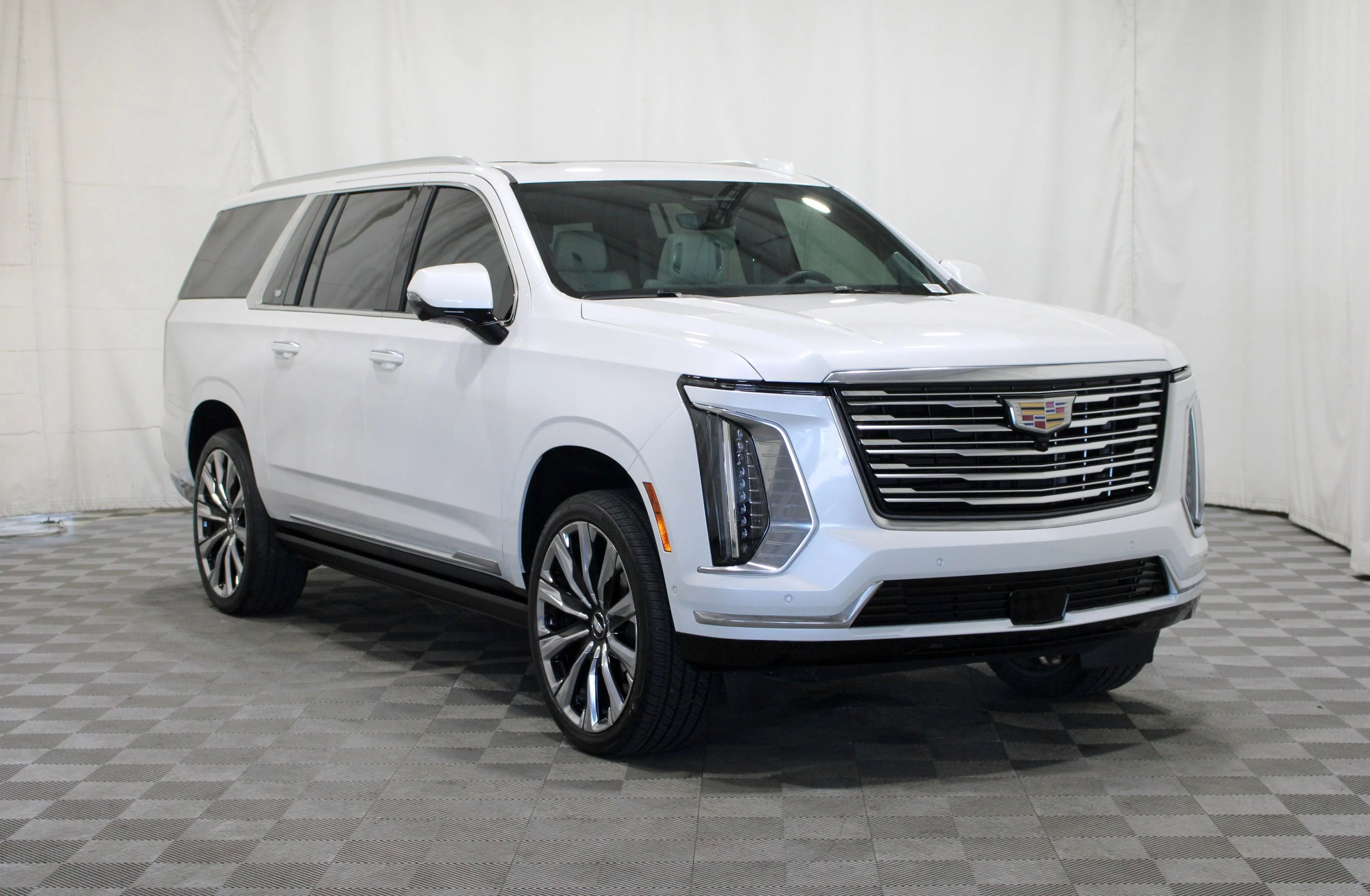 2025 Cadillac Escalade ESV 4WD Premium Luxury Platinum's photo