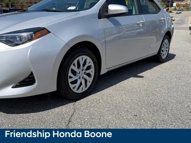 Used 2018 Silver Toyota LE image 9