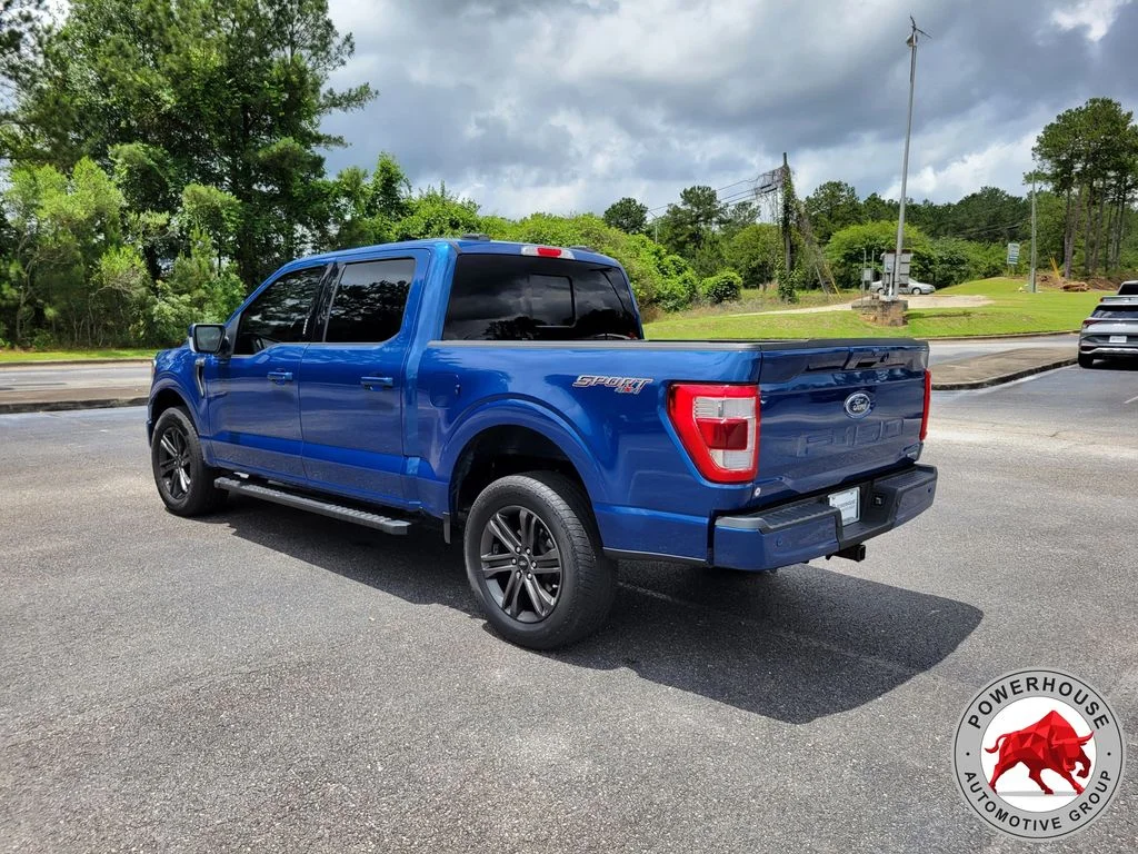Used 2022 Blue Ford Lariat image 3