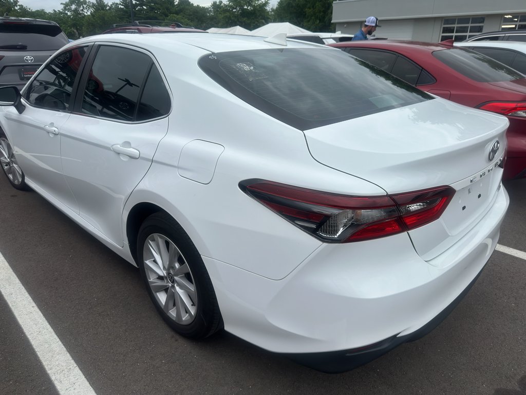 Used 2024 Ice Cap Toyota LE image 15