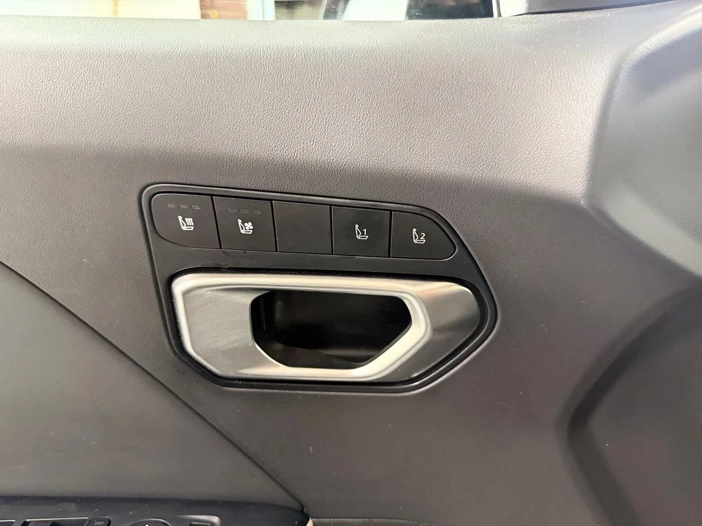 Used 2025 Gray Kia GT-Line image 13