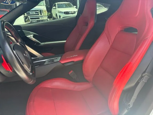 Used 2019 White Chevrolet Z06 image 6