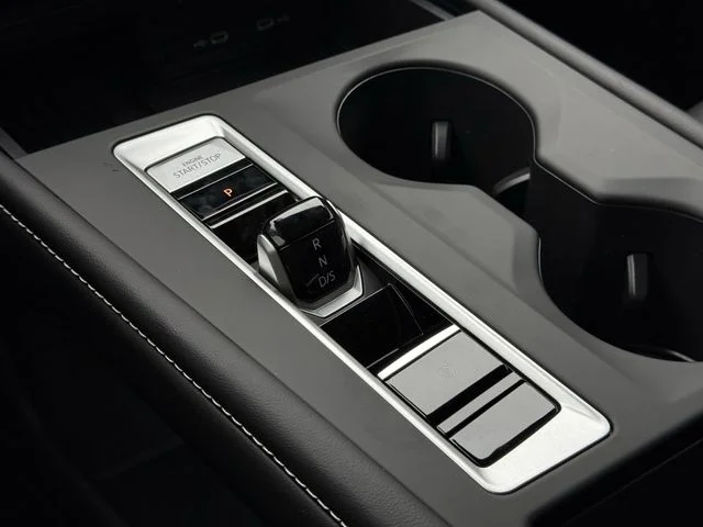 New 2026 White Volkswagen 2.0T SE image 17
