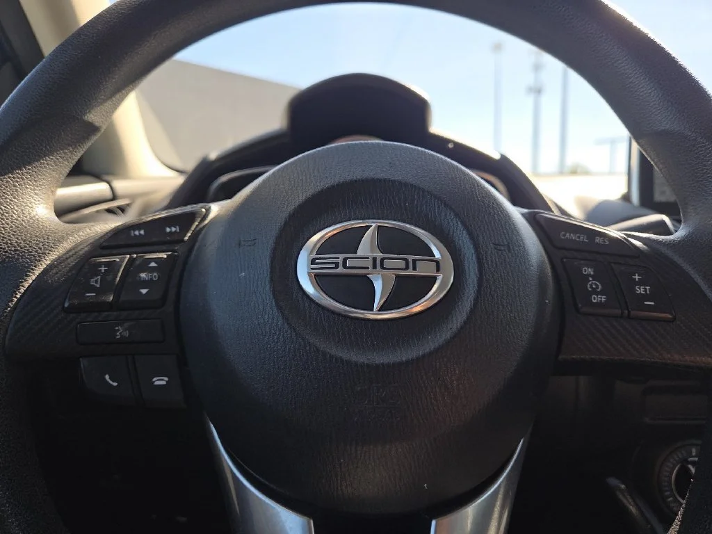 Used 2016 Blue Scion Base image 32