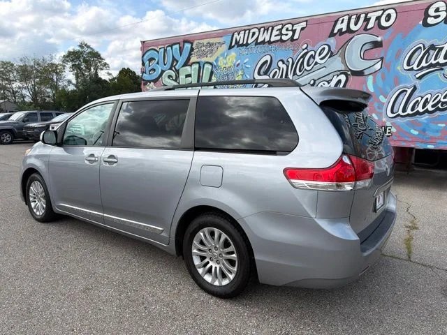 Used 2011 Silver Toyota XLE image 4