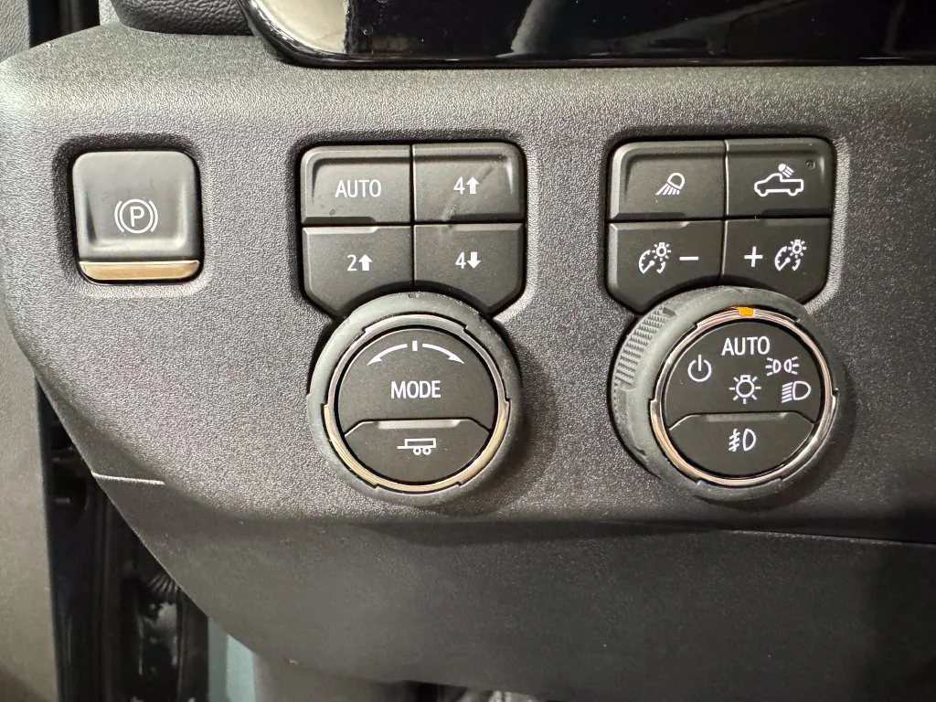 2026 Chevrolet Silverado 3500 HD LT - Photo 18