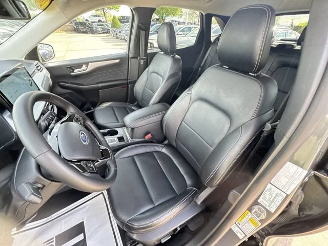 Used 2025 Gray Ford Platinum image 12