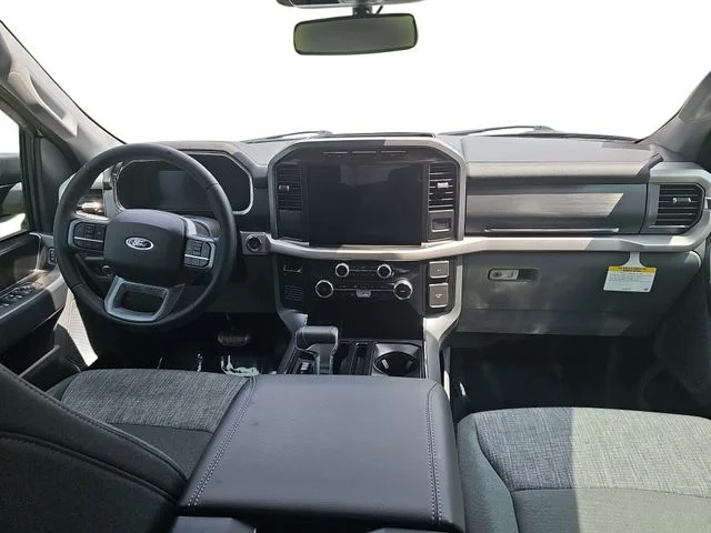Used 2023 White Ford XLT image 9