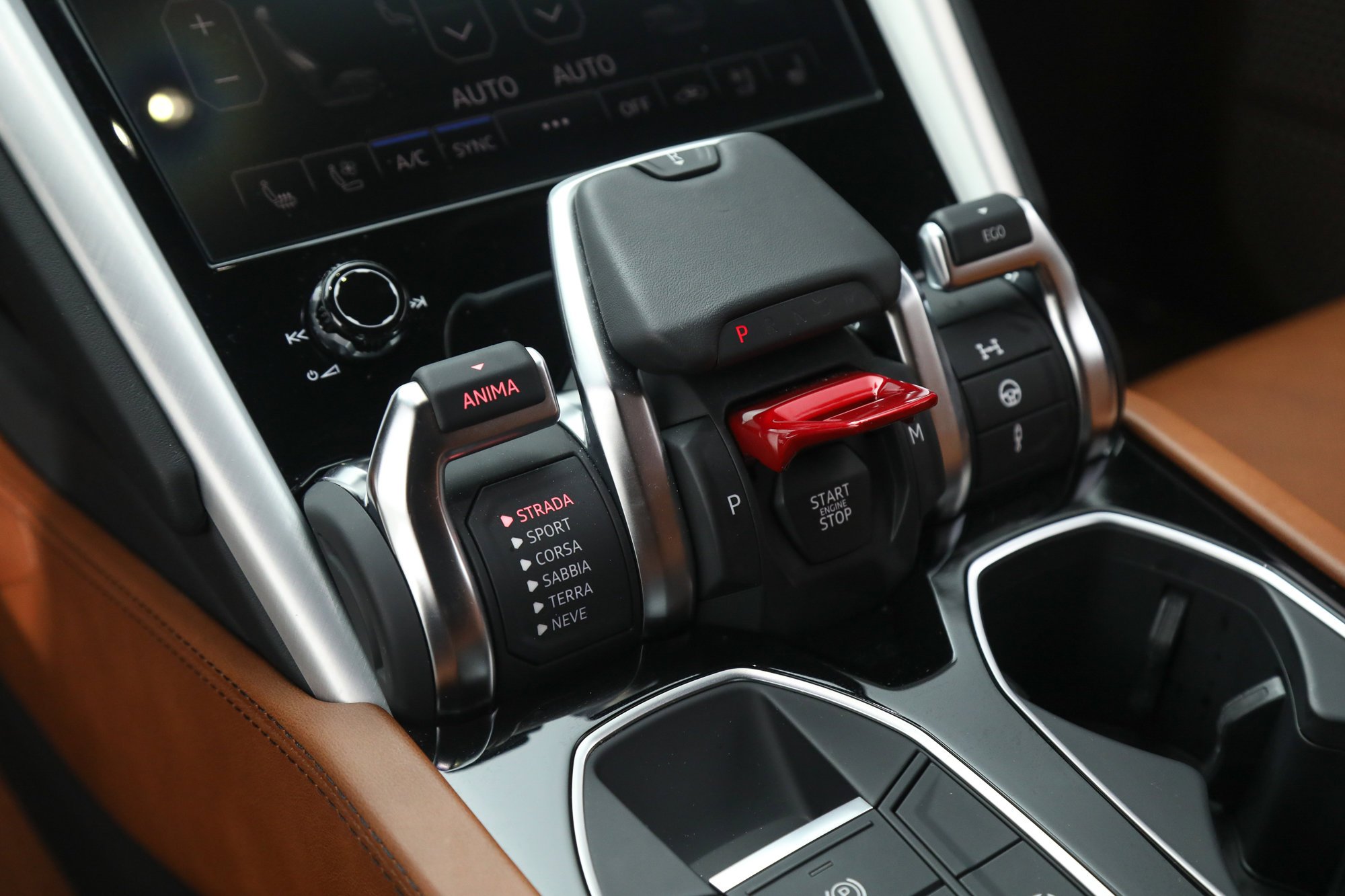 Used 2020 White Lamborghini  image 23