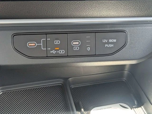 New 2026 Snow White Pearl Kia SX Prestige image 25
