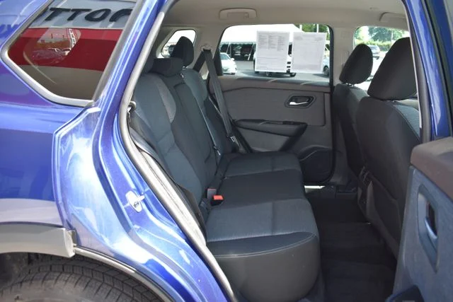 Used 2023 Blue Nissan SV image 16