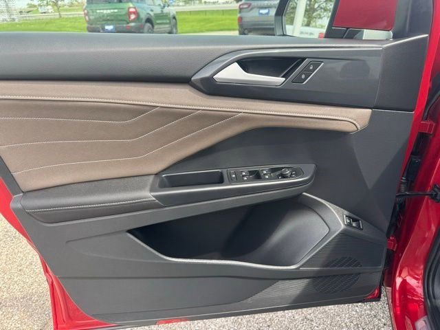 Certified Used 2024 Kings Red Volkswagen SEL image 9