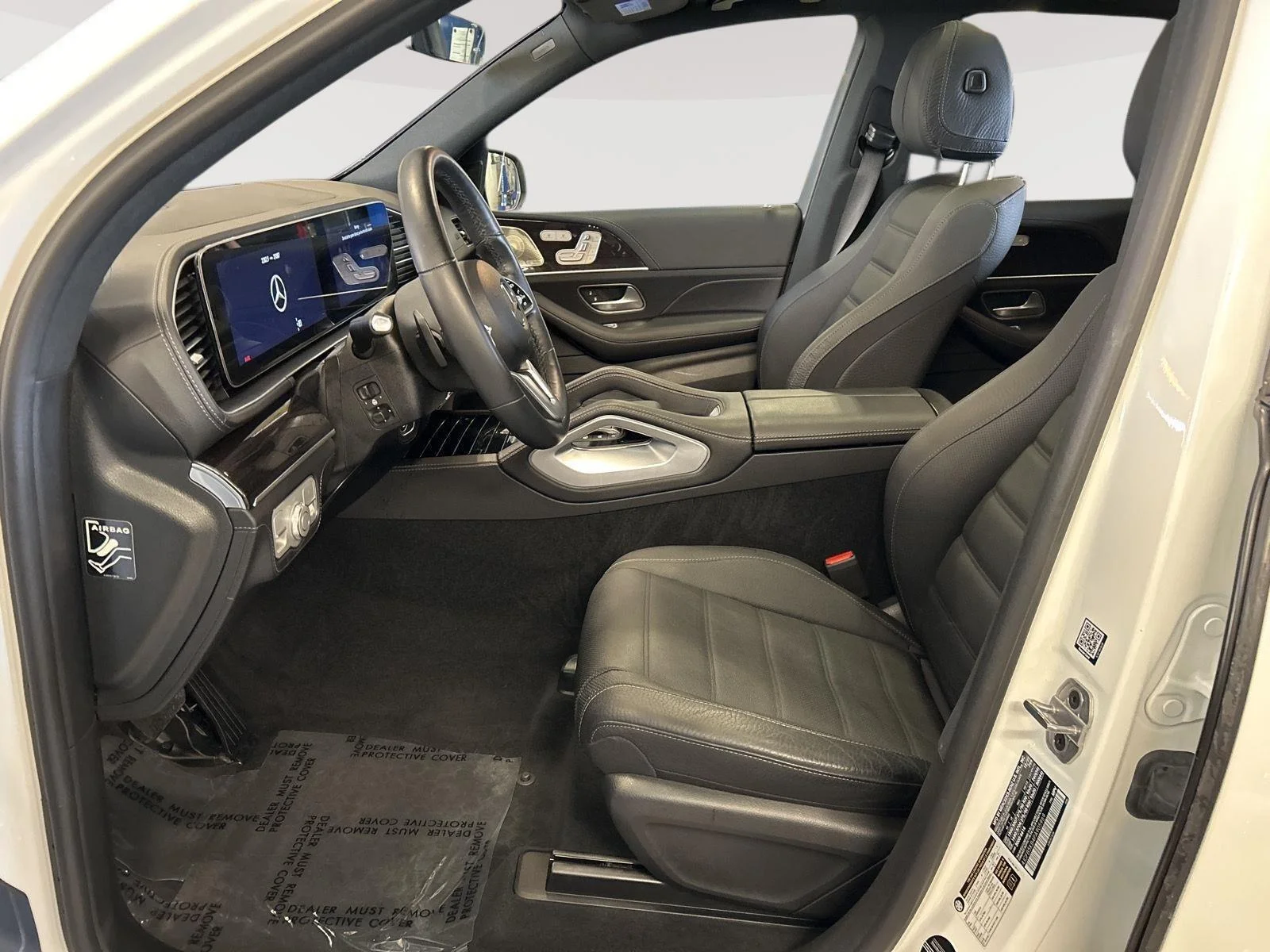 Certified Used 2023 MANUFAKTUR Diamond White Bright Mercedes-Benz GLE 450 image 13