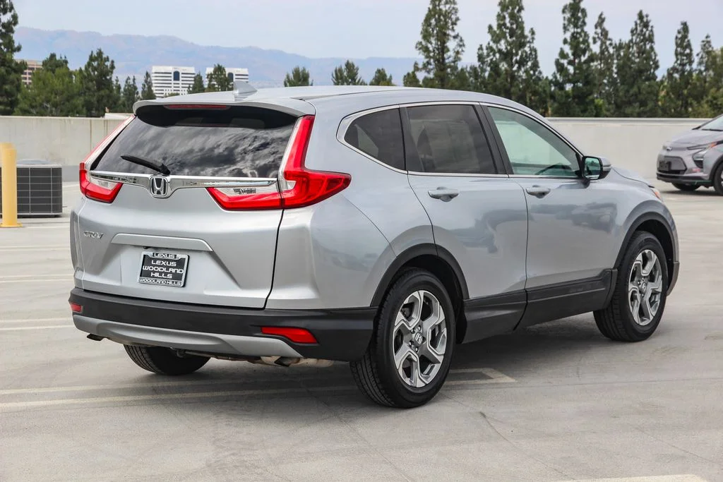 Used 2017 Silver Honda EX-L image 4